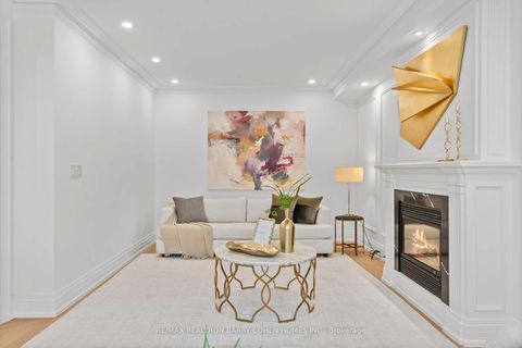 Photo 4 at 267 St Leonards Avenue, York Mills, Toronto