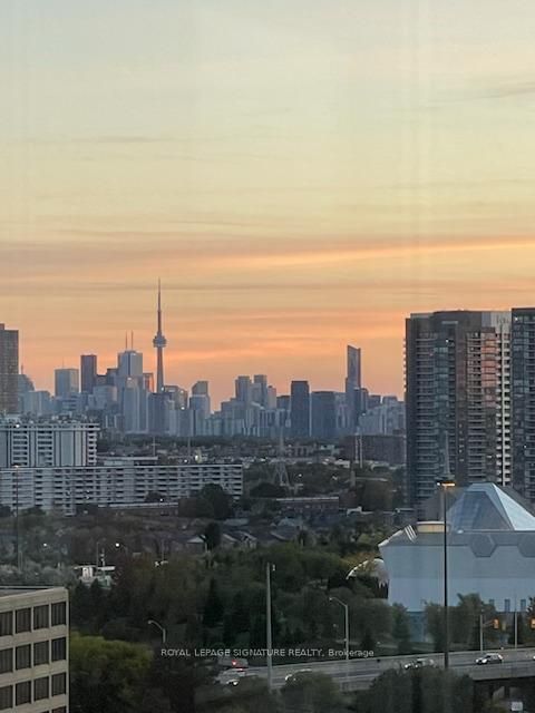 Photo 10 at 1506 - 7 Concorde Place, Don Mills, Toronto
