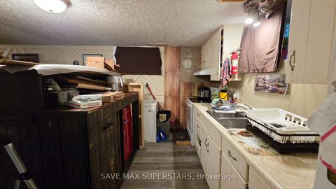 Photo 16 at DUPLEX - 35 BERNICK Drive, Grove East, Barrie