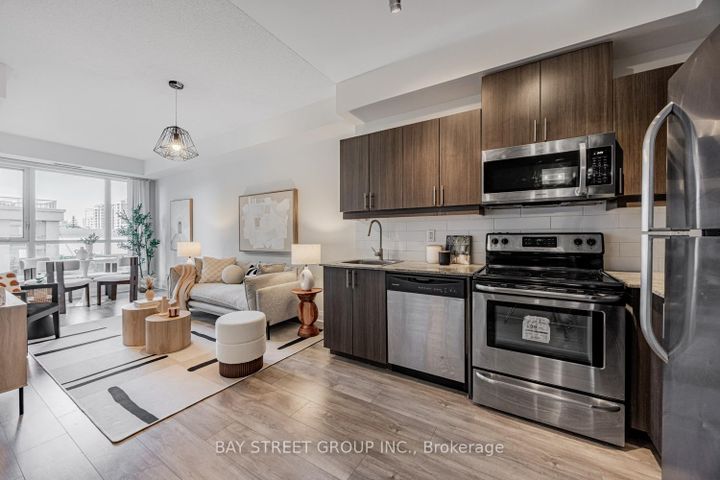 Photo 6 at 413 - 17 Kenaston Gardens, Bayview Village, Toronto