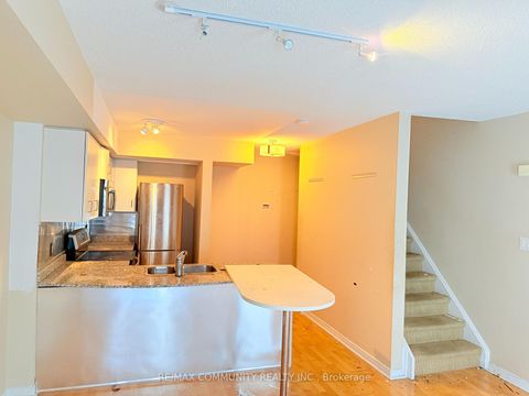 Photo 6 at 716 - 42 Western Battery Road, Niagara, Toronto