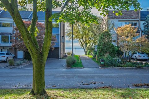 Photo 0 at 2063 Waters Edge Drive, BR Bronte, Oakville