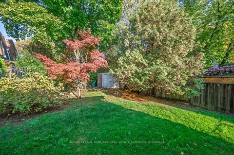 Photo 11 at 2063 Waters Edge Drive, BR Bronte, Oakville