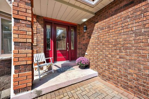 Photo 2 at 26 Peck Street, Painswick North, Barrie