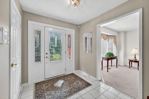 Photo 4 at 26 Peck Street, Painswick North, Barrie Photo 4 at 26 Peck Street, Painswick North, Barrie