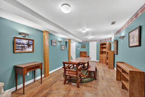 Photo 35 at 26 Peck Street, Painswick North, Barrie
