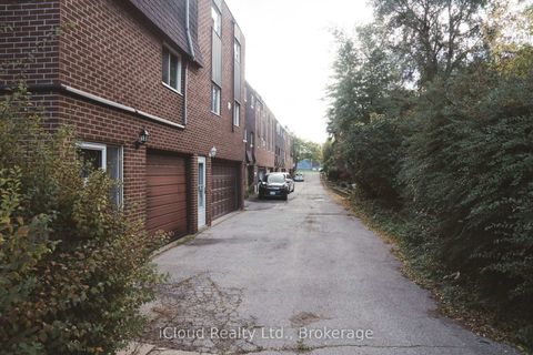 Photo 4 at 16 - 50 Coleman Avenue, Danforth, Toronto