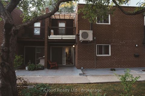 Photo 5 at 16 - 50 Coleman Avenue, Danforth, Toronto