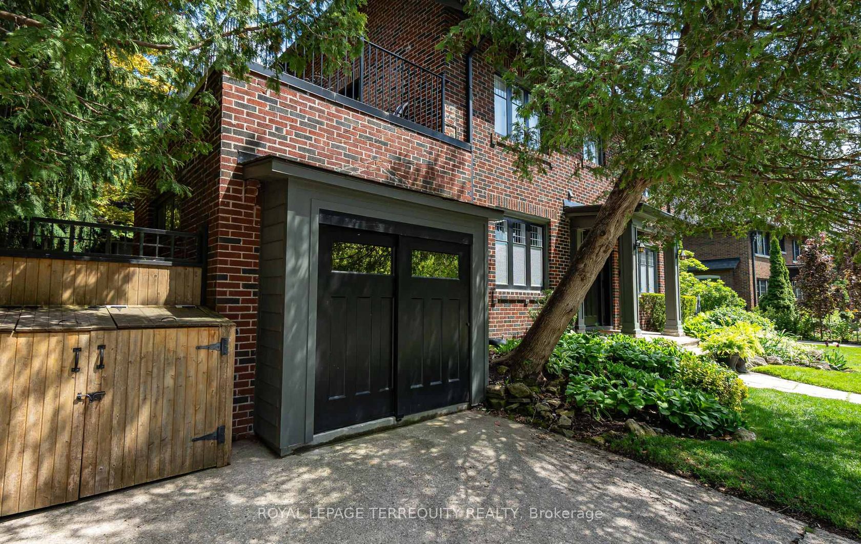 Photo 32 at 59 Baby Point Road, Lambton Baby Point, Toronto Photo 32 at 59 Baby Point Road, Lambton Baby Point, Toronto