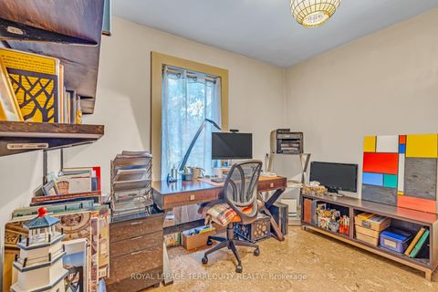 Photo 12 at 61 Parkchester Road, Amesbury, Toronto Photo 12 at 61 Parkchester Road, Amesbury, Toronto