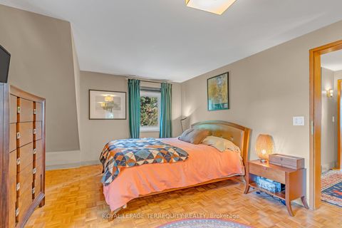 Photo 17 at 61 Parkchester Road, Amesbury, Toronto Photo 17 at 61 Parkchester Road, Amesbury, Toronto