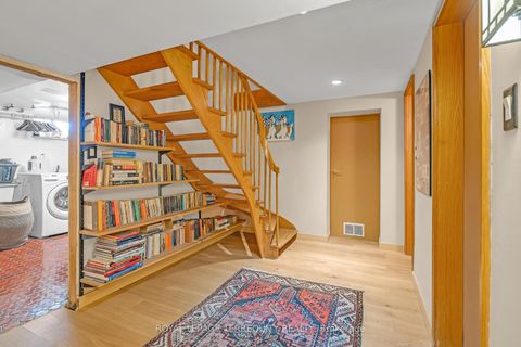 Photo 23 at 61 Parkchester Road, Amesbury, Toronto Photo 23 at 61 Parkchester Road, Amesbury, Toronto