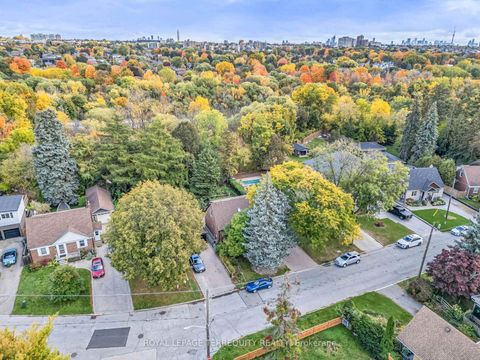 Photo 36 at 61 Parkchester Road, Amesbury, Toronto Photo 36 at 61 Parkchester Road, Amesbury, Toronto