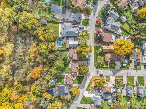Photo 39 at 61 Parkchester Road, Amesbury, Toronto