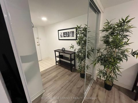 Photo 8 at 601 - 117 Gerrard Street, Yonge Corridor, Toronto Photo 8 at 601 - 117 Gerrard Street, Yonge Corridor, Toronto