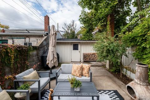 Photo 18 at 18 Palmerston Avenue, Bellwoods, Toronto