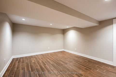 Photo 38 at 18 Palmerston Avenue, Bellwoods, Toronto