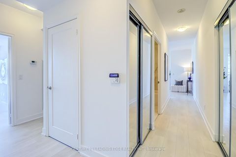 Photo 3 at 3904 - 318 Richmond Street, Waterfront Communities C1, Toronto