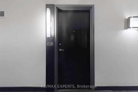 Photo 12 at 1013 - 775 King Street W, Niagara, Toronto
