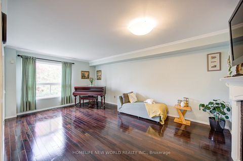 Photo 5 at 186 Solway Avenue, Maple, Vaughan