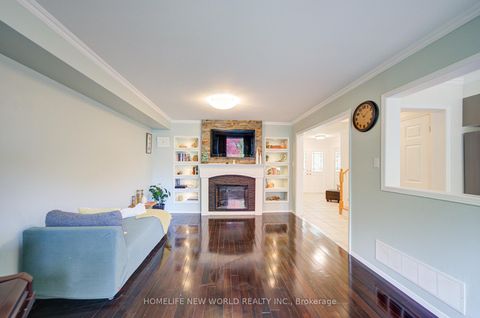 Photo 6 at 186 Solway Avenue, Maple, Vaughan