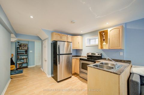 Photo 29 at 186 Solway Avenue, Maple, Vaughan Photo 29 at 186 Solway Avenue, Maple, Vaughan