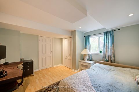 Photo 30 at 186 Solway Avenue, Maple, Vaughan