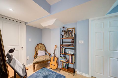 Photo 33 at 186 Solway Avenue, Maple, Vaughan