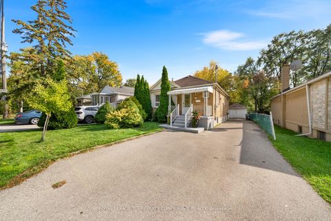 Photo 32 at 69 Nipigon Avenue, Newtonbrook East, Toronto