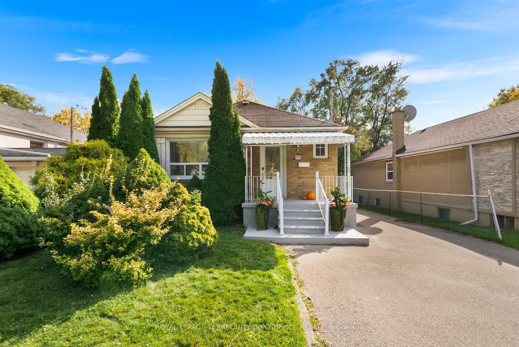 69 Nipigon Avenue, Newtonbrook East, Toronto 