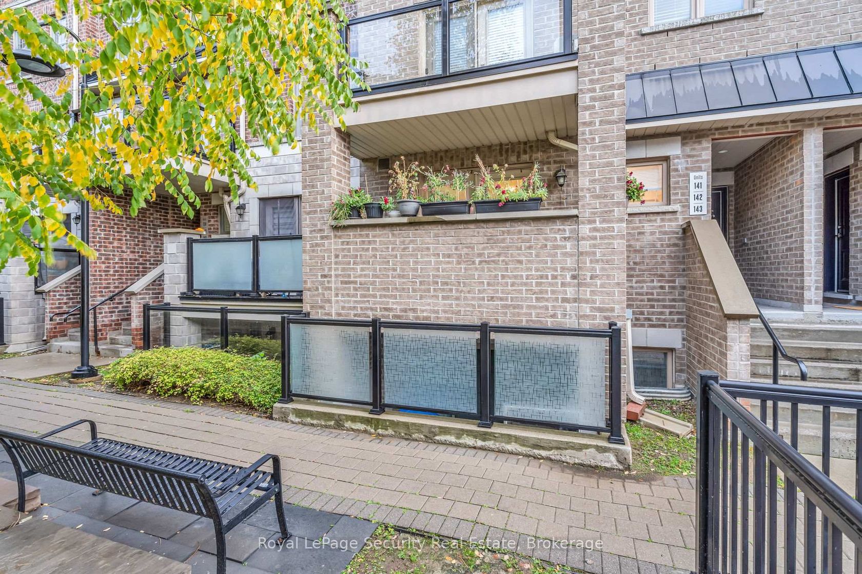 Photo 4 at 141 - 80 Parrotta Drive, Pelmo Park W5, Toronto Photo 4 at 141 - 80 Parrotta Drive, Pelmo Park W5, Toronto