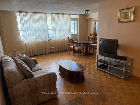 Photo 10 at 206 - 5 Frith Road, Jane Heights, Toronto