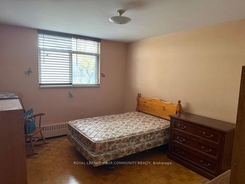 Photo 15 at 206 - 5 Frith Road, Jane Heights, Toronto