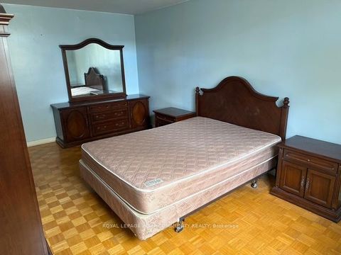 Photo 19 at 206 - 5 Frith Road, Jane Heights, Toronto