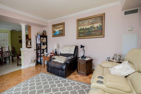 Photo 12 at 408 - 2506 Rutherford Road, Maple, Vaughan