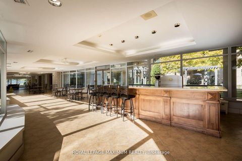 Photo 25 at 408 - 2506 Rutherford Road, Maple, Vaughan