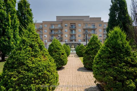 Photo 38 at 408 - 2506 Rutherford Road, Maple, Vaughan