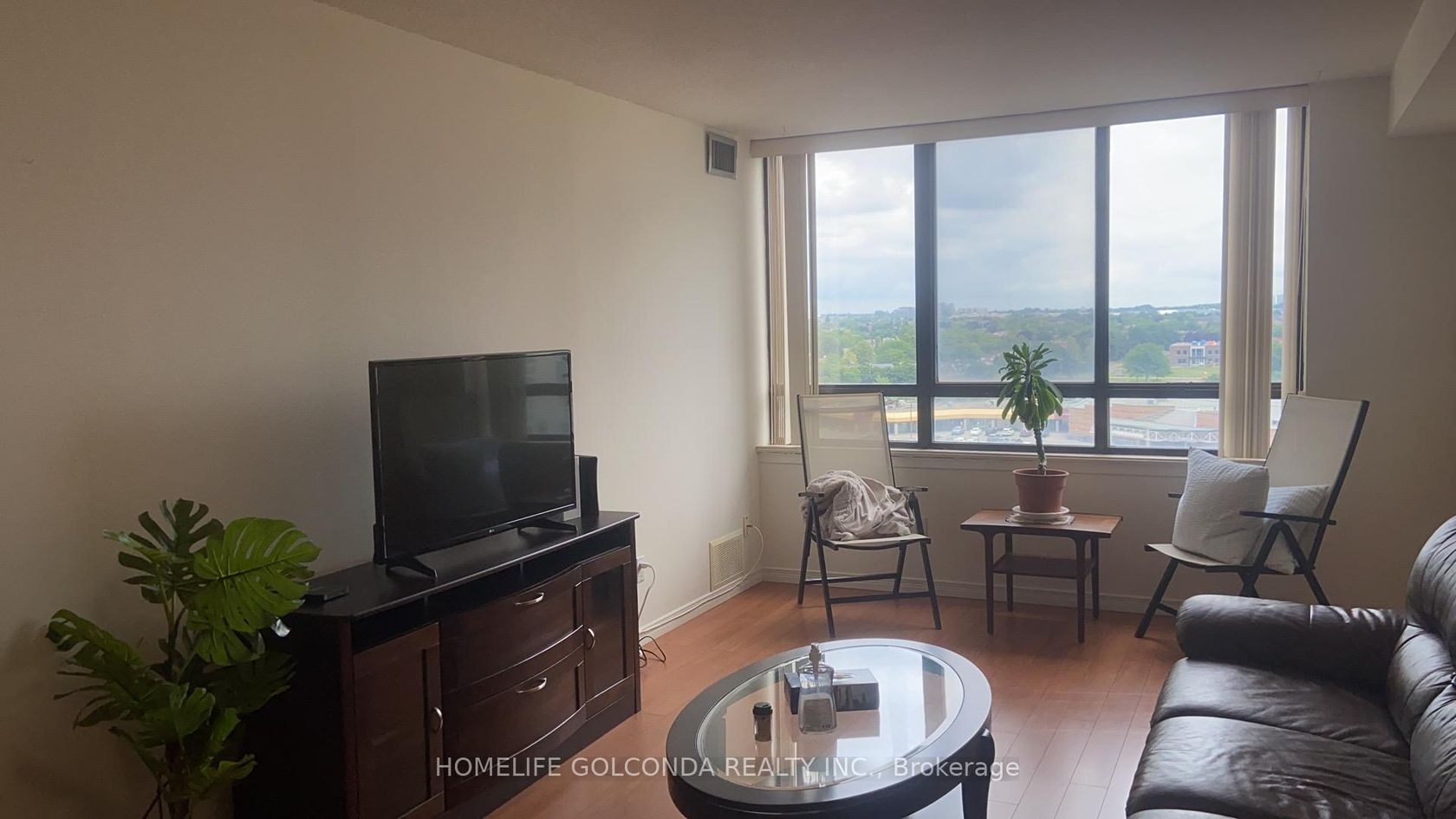 1022 - 75 Bamburgh Circle, Steeles, Toronto  by Loree Meneguzzi Real Estate 1022 - 75 Bamburgh Circle, Steeles, Toronto