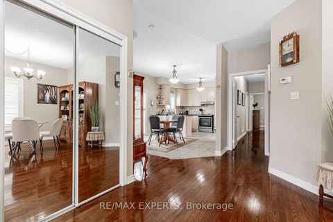 Photo 12 at 141 Michelle Drive, East Woodbridge, Vaughan