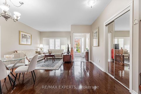 Photo 13 at 141 Michelle Drive, East Woodbridge, Vaughan