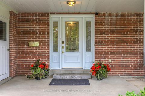 Photo 1 at 128 Underhill Drive, Donalda, Toronto