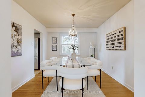Photo 6 at 128 Underhill Drive, Donalda, Toronto