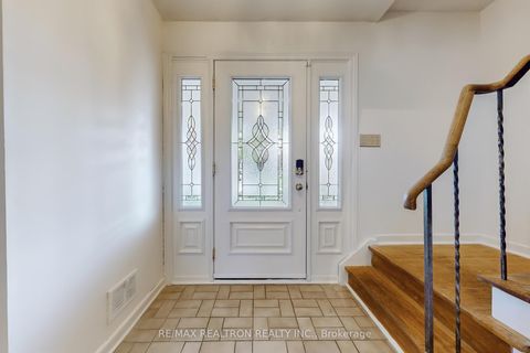 Photo 16 at 128 Underhill Drive, Donalda, Toronto