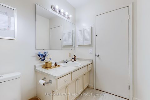 Photo 23 at 128 Underhill Drive, Donalda, Toronto