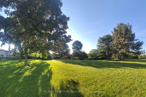 Photo 42 at 128 Underhill Drive, Donalda, Toronto