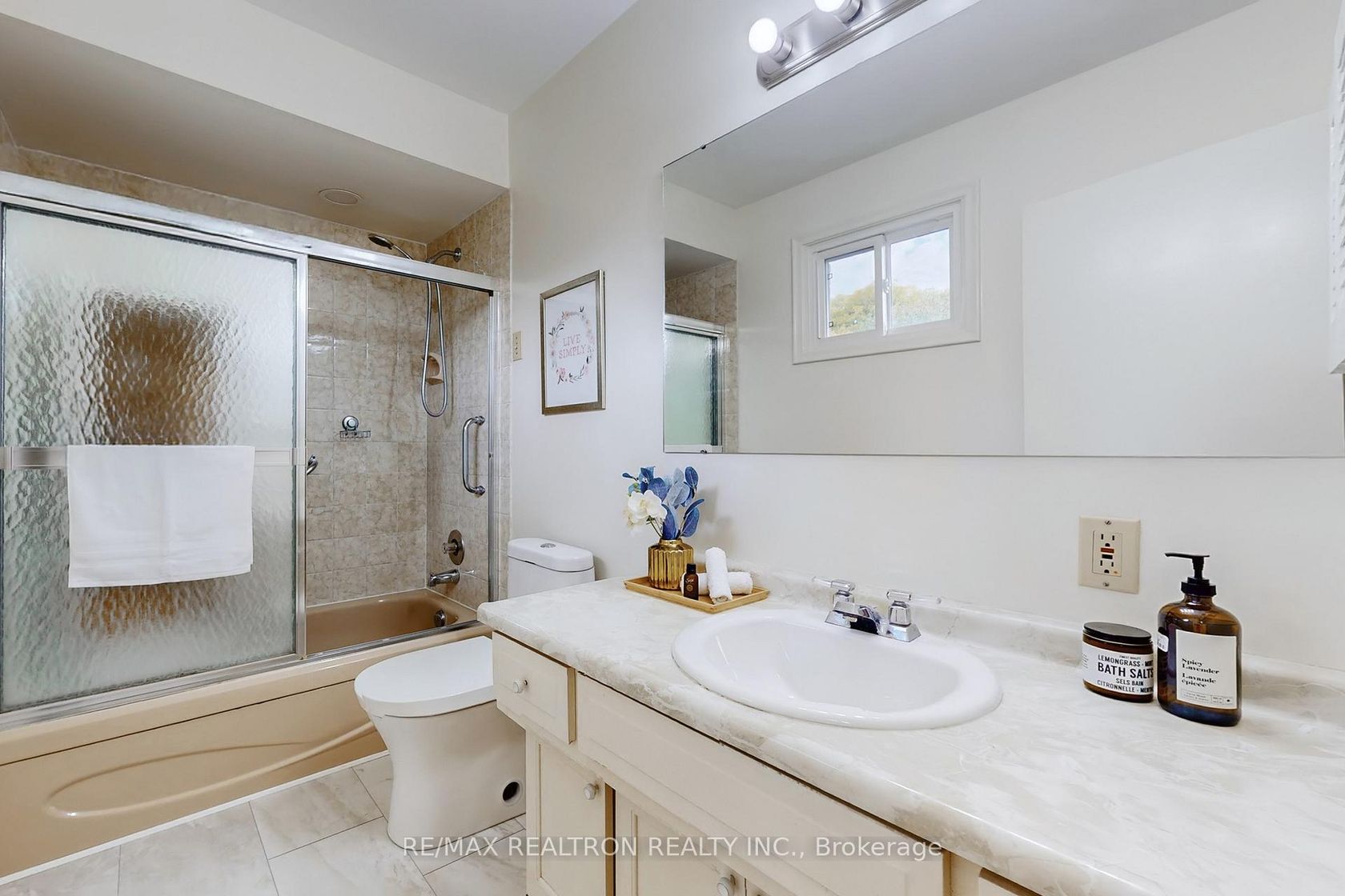 Photo 22 at 128 Underhill Drive, Donalda, Toronto Photo 22 at 128 Underhill Drive, Donalda, Toronto