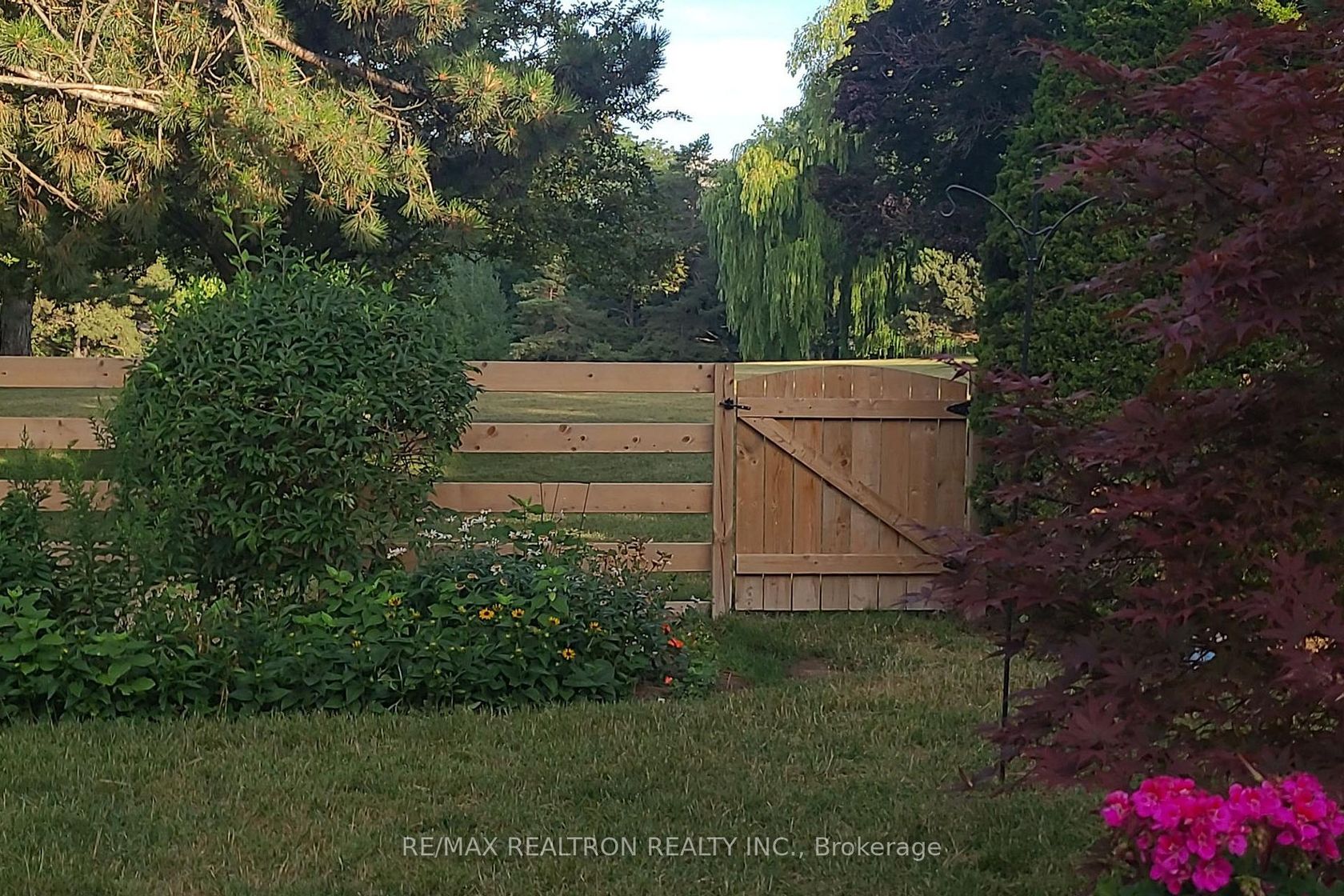 Photo 30 at 128 Underhill Drive, Donalda, Toronto Photo 30 at 128 Underhill Drive, Donalda, Toronto