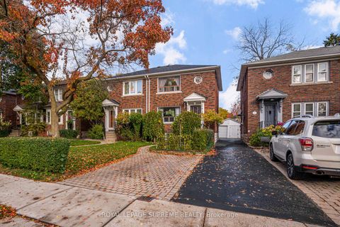 Photo 2 at 152 Parkhurst Boulevard, Leaside, Toronto Photo 2 at 152 Parkhurst Boulevard, Leaside, Toronto