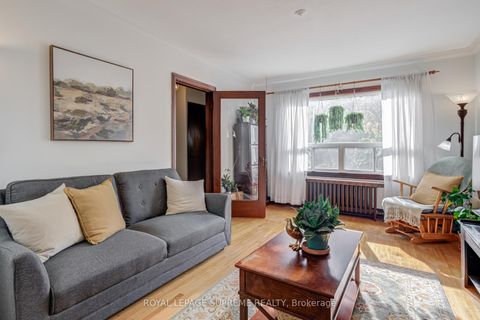Photo 8 at 152 Parkhurst Boulevard, Leaside, Toronto
