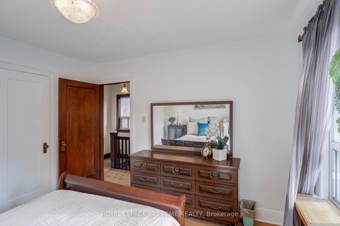 Photo 17 at 152 Parkhurst Boulevard, Leaside, Toronto